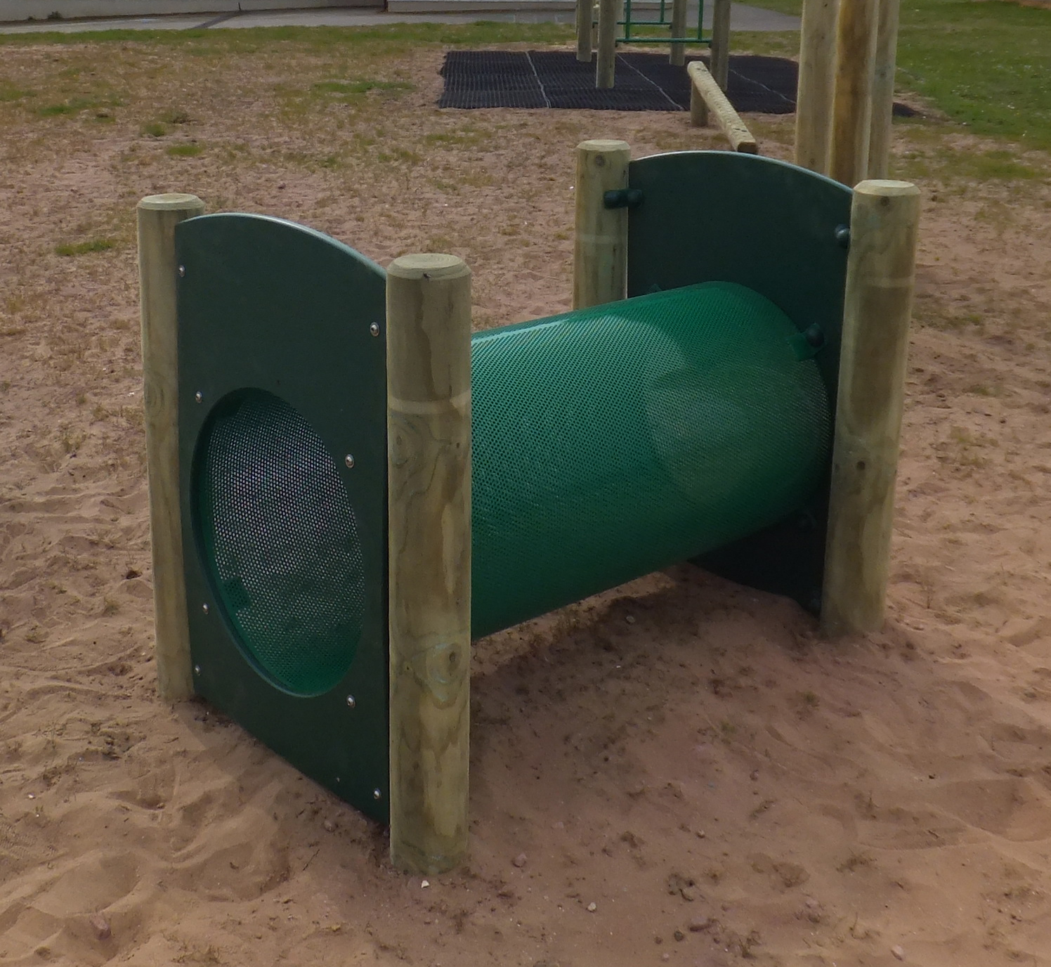 Free Standing Tunnel